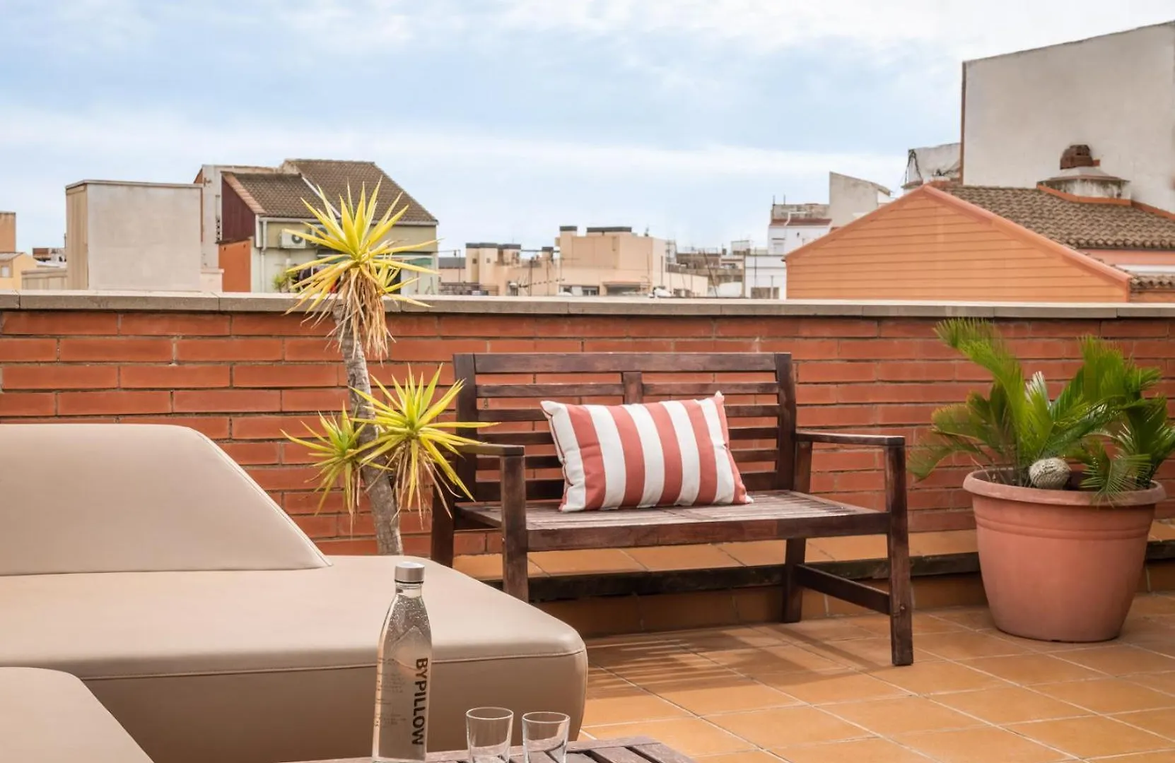 Bypillow House Barcelona Hotel