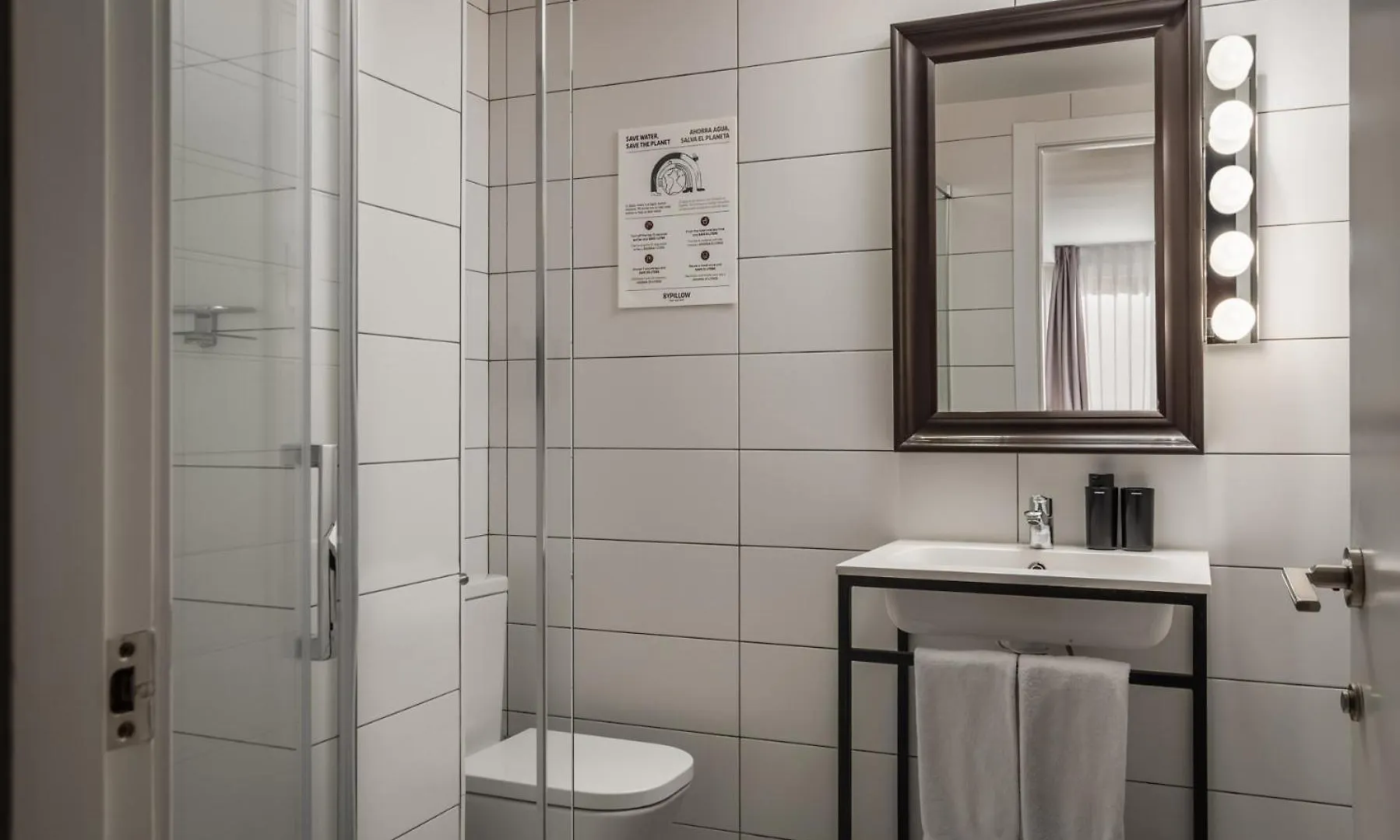 Hotel Bypillow House Barcelona