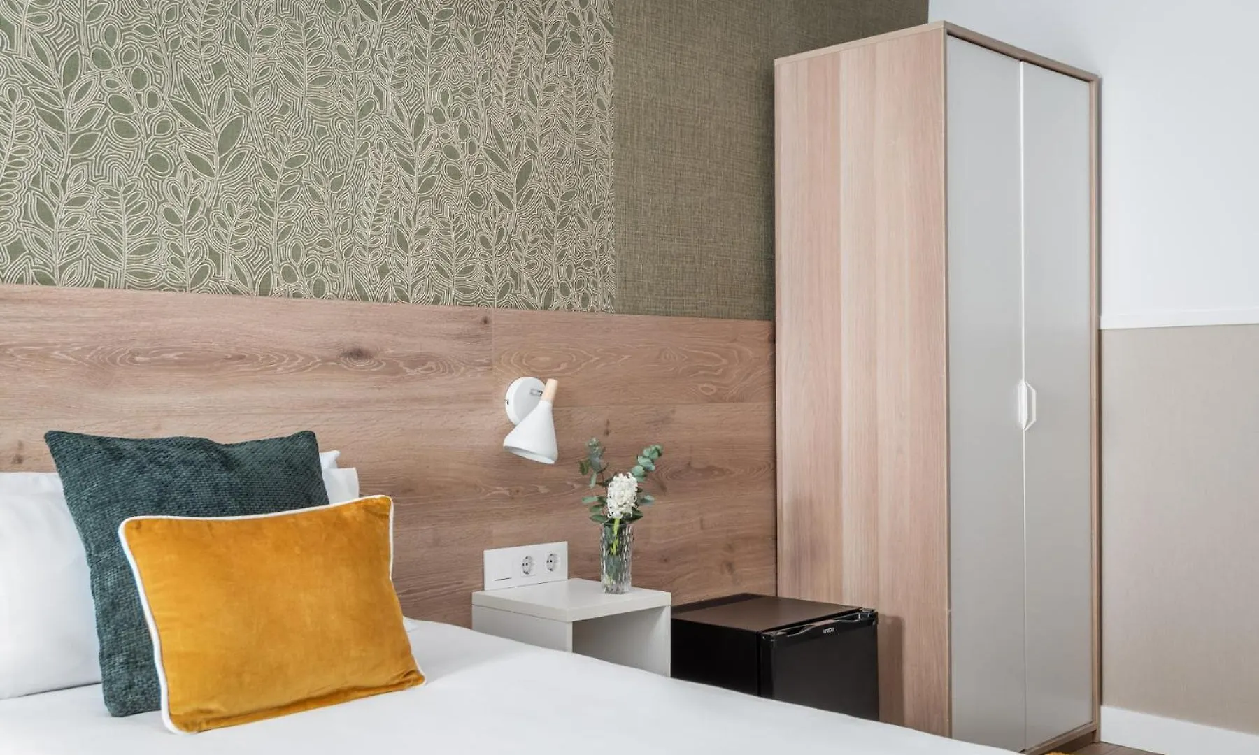 Bypillow House Barcelona Hotel